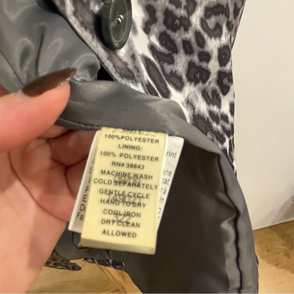 Tahari Goh Jacket Leopard Print - Picture 7 of 8